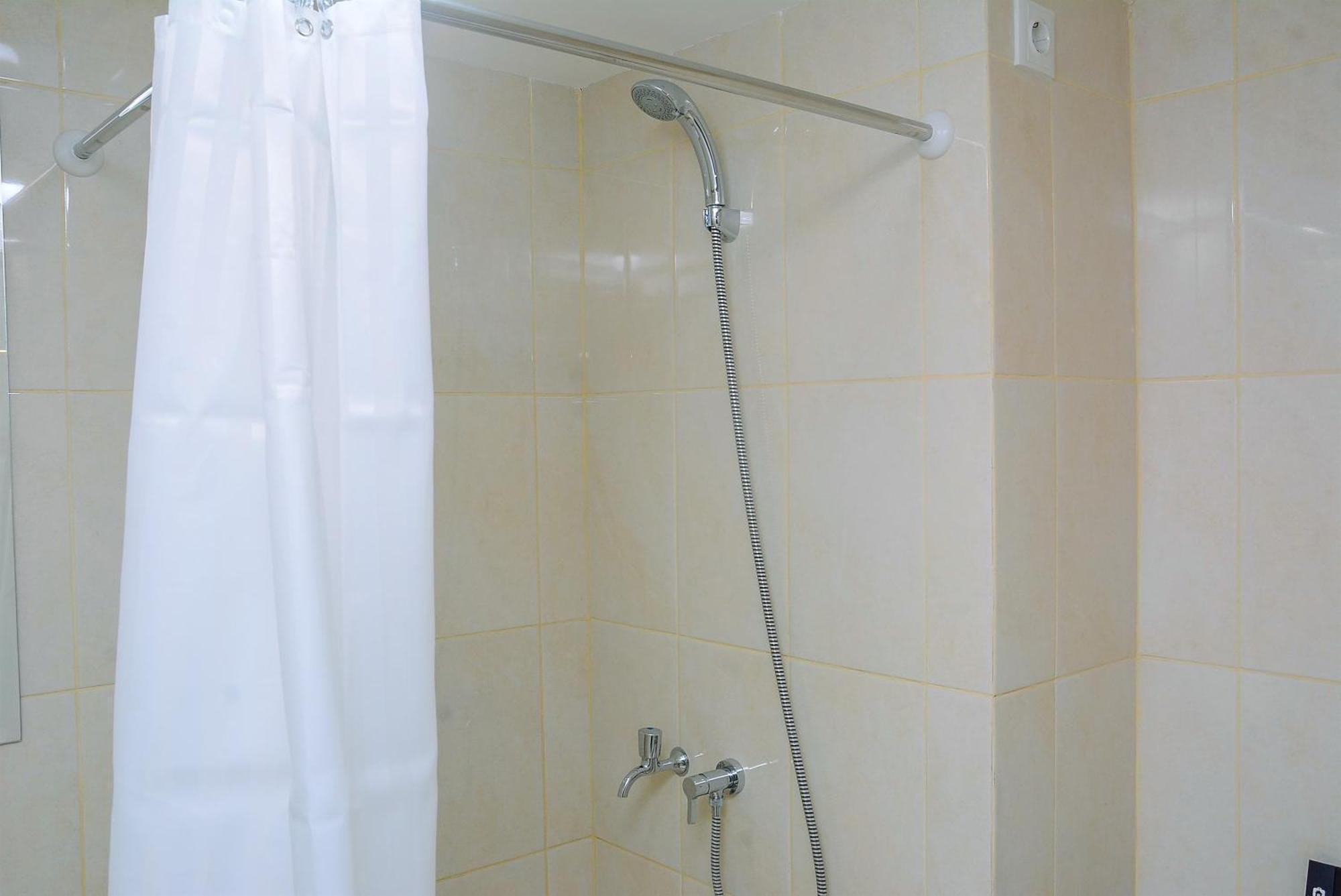 With Pool View Springlake Summarecon By Travelio Apartemen Bekasi